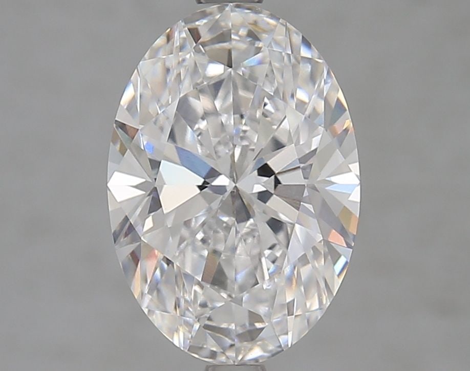 Loose Diamond - OVAL 3.01ct E VVS2: Loose Diamond - OVAL 3.01ct E VVS2 Source: This is a real non-mined Diamond that has been grown in a lab Shape: OVAL Carats: 3.01 Color: E Clarity: VVS2 Certification: GIA Video:
