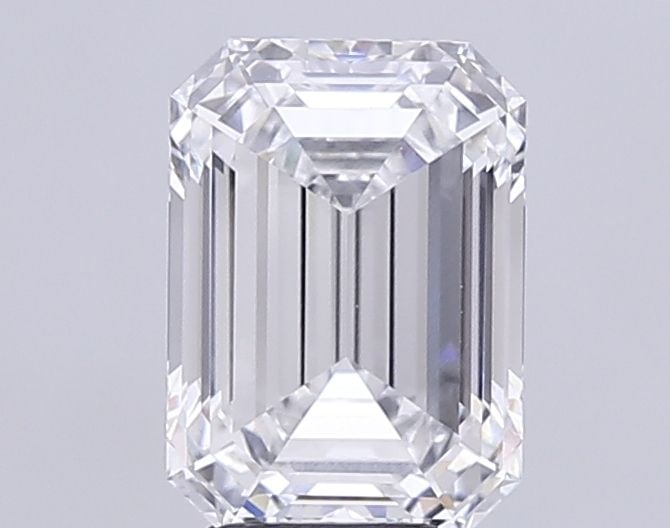 Loose Diamond - EMERALD 5.08ct D VVS2: Loose Diamond - EMERALD 5.08ct D VVS2 Source: This is a real non-mined Diamond that has been grown in a lab Shape: EMERALD Carats: 5.08 Color: D Clarity: VVS2 Certification: IGI Video: