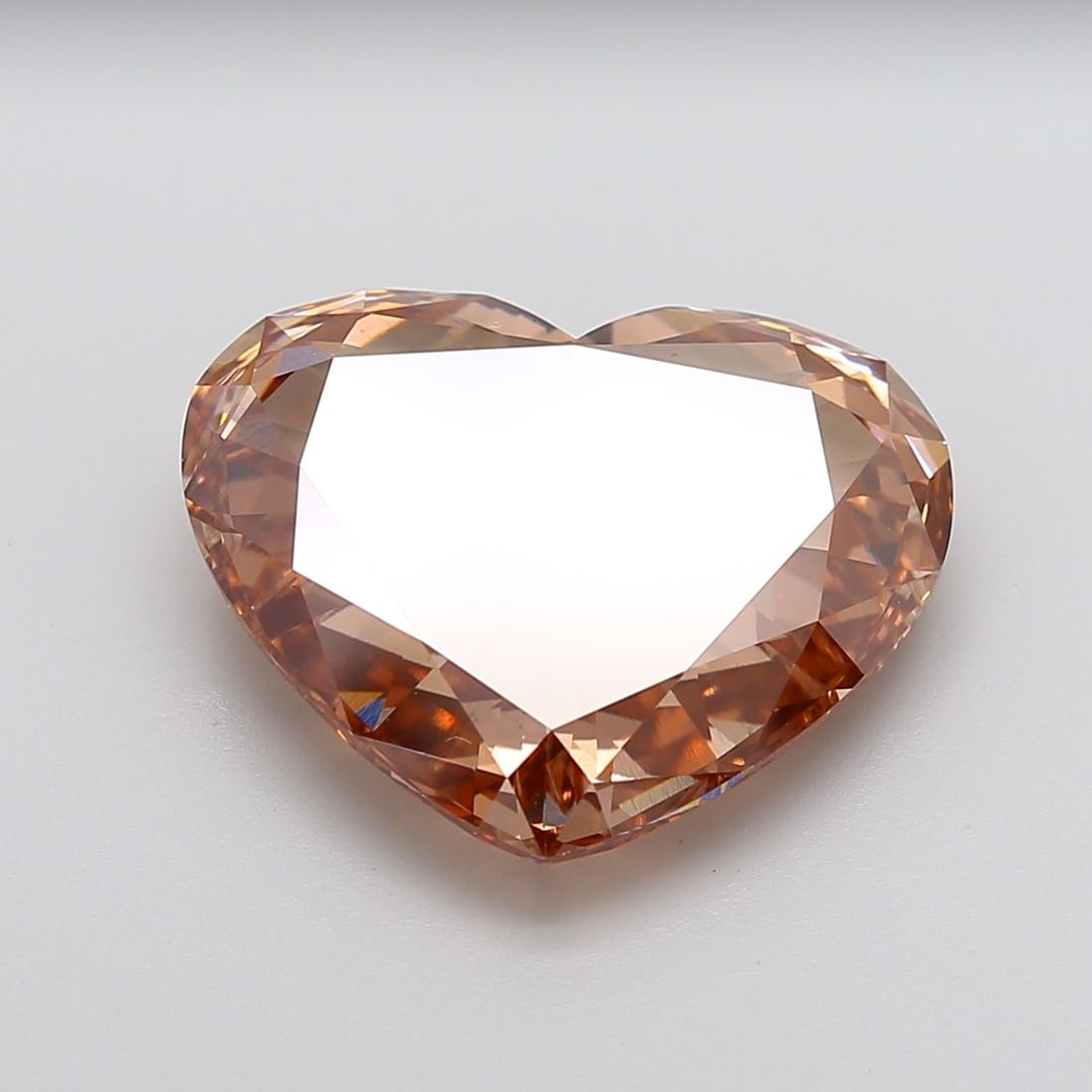 Loose Diamond - HEART 13.19ct Fancy Brown VS2: Loose Diamond - HEART 13.19ct Fancy Brown VS2 Source: This is a real non-mined Diamond that has been grown in a lab Shape: HEART Carats: 13.19 Color: Fancy Brown Certification: IGI Video:
