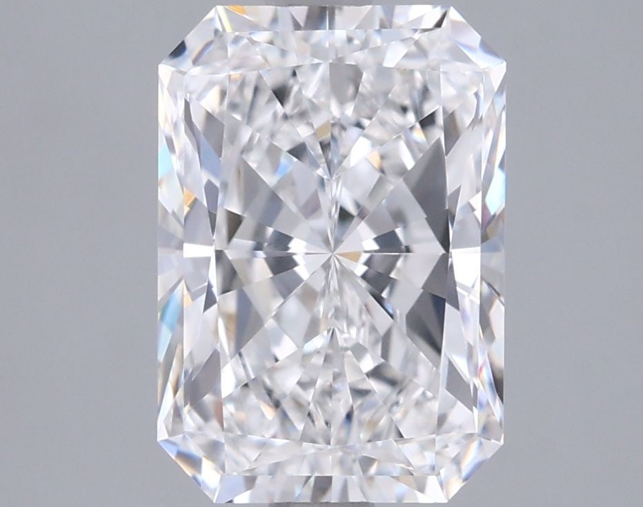 Loose Diamond - RADIANT 2.05ct E VVS1: Loose Diamond - RADIANT 2.05ct E VVS1 Source: This is a real non-mined Diamond that has been grown in a lab Shape: RADIANT Carats: 2.05 Color: E Clarity: VVS1 Certification: IGI Video: