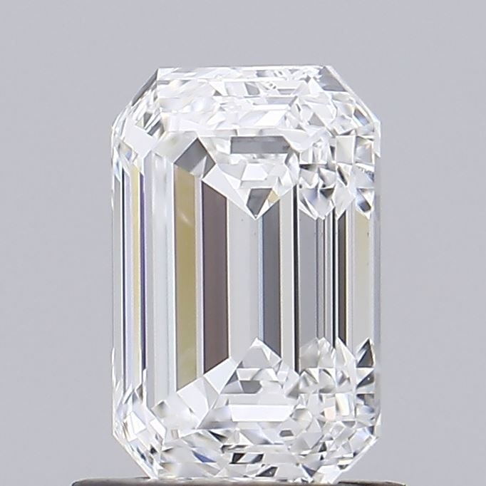 Loose Diamond - EMERALD 1.33ct E VVS1: Loose Diamond - EMERALD 1.33ct E VVS1 Source: This is a real non-mined Diamond that has been grown in a lab Shape: EMERALD Carats: 1.33 Color: E Clarity: VVS1 Certification: IGI Video: