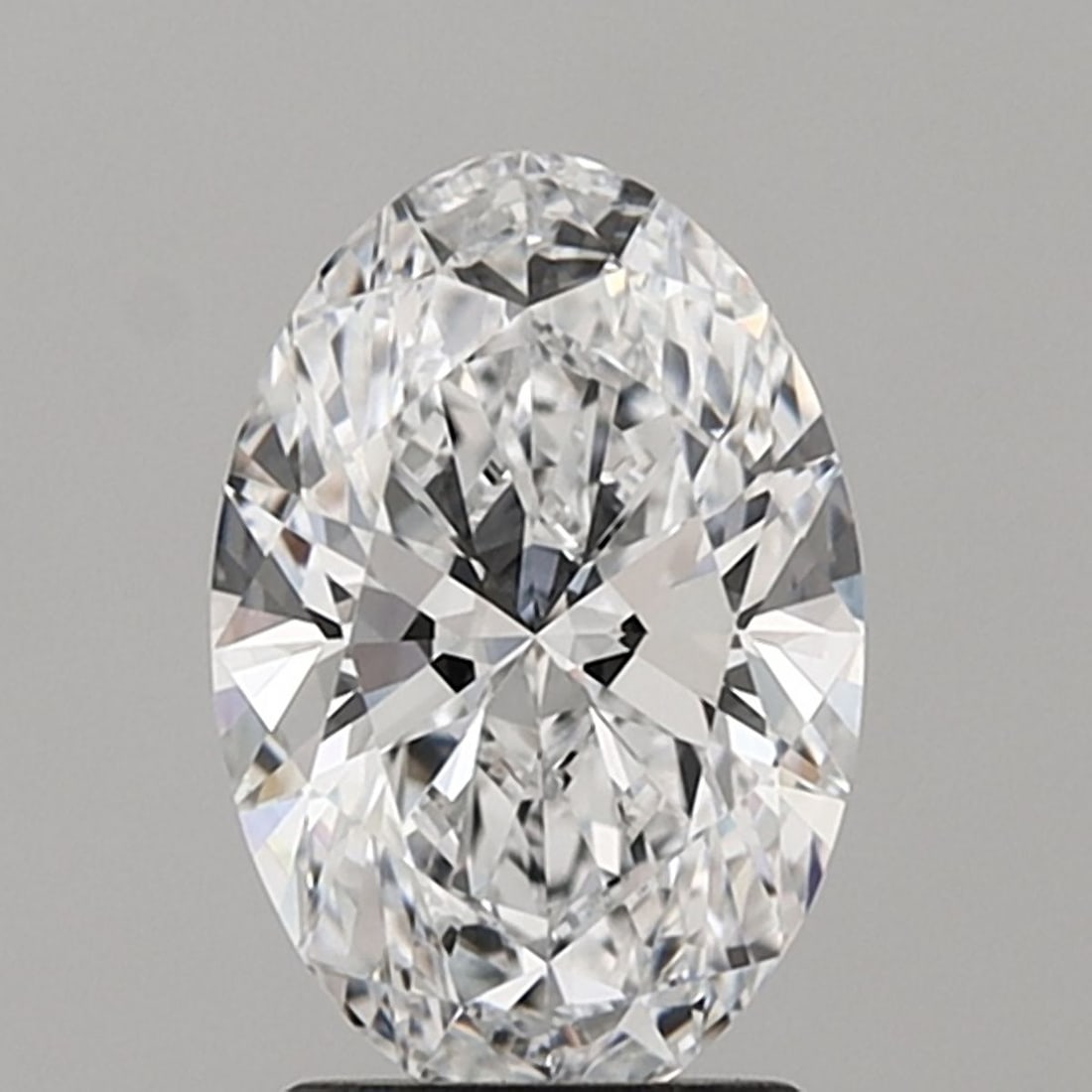 Loose Diamond - OVAL 2.05ct D IF: Loose Diamond - OVAL 2.05ct D IF Source: This is a real non-mined Diamond that has been grown in a lab Shape: OVAL Carats: 2.05 Color: D Clarity: IF Certification: IGI Video: