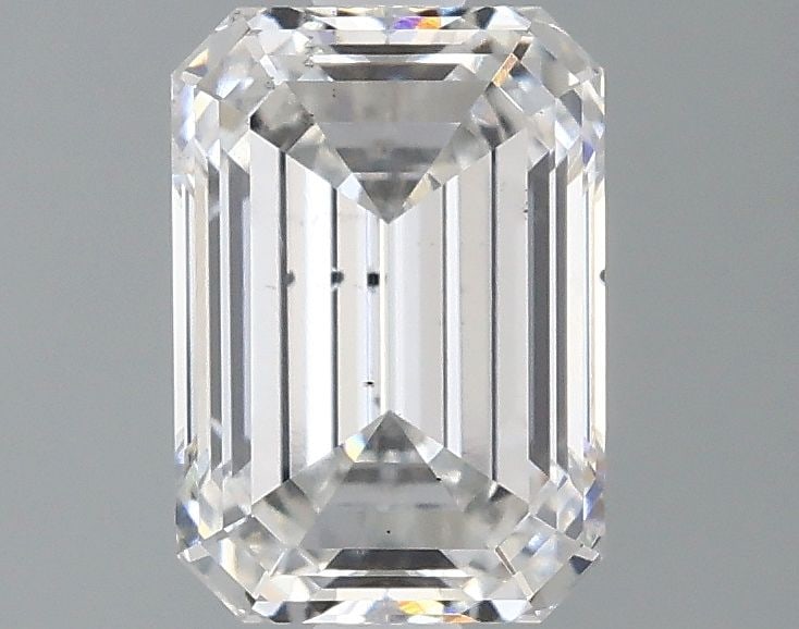 Loose Diamond - EMERALD 2.03ct E SI1: Loose Diamond - EMERALD 2.03ct E SI1 Source: This is a real non-mined Diamond that has been grown in a lab Shape: EMERALD Carats: 2.03 Color: E Clarity: SI1 Certification: IGI Video: