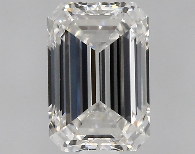Loose Diamond - EMERALD 1.17ct E VS1: Loose Diamond - EMERALD 1.17ct E VS1 Source: This is a real non-mined Diamond that has been grown in a lab Shape: EMERALD Carats: 1.17 Color: E Clarity: VS1 Certification: IGI Video: