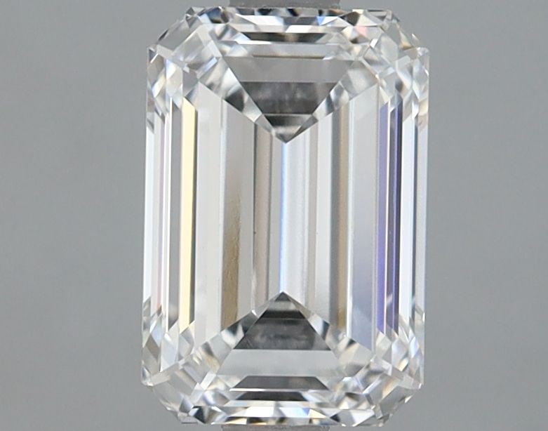 Loose Diamond - EMERALD 1.62ct E VS1: Loose Diamond - EMERALD 1.62ct E VS1 Source: This is a real non-mined Diamond that has been grown in a lab Shape: EMERALD Carats: 1.62 Color: E Clarity: VS1 Certification: IGI Video: