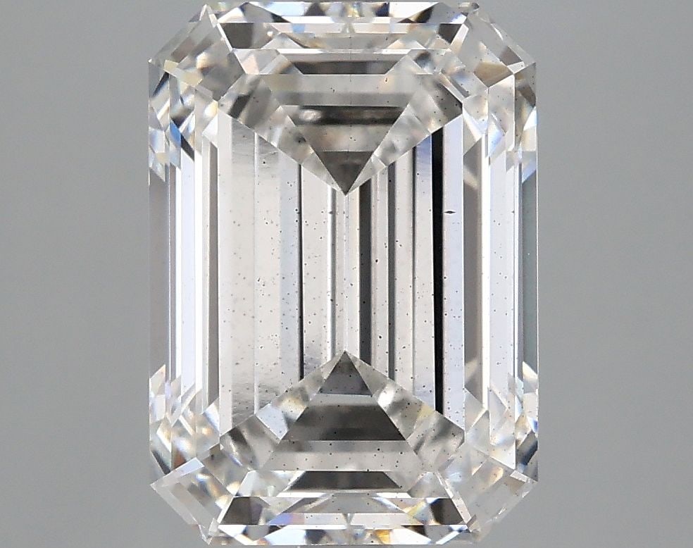 Loose Diamond - EMERALD 5.07ct F SI1: Loose Diamond - EMERALD 5.07ct F SI1 Source: This is a real non-mined Diamond that has been grown in a lab Shape: EMERALD Carats: 5.07 Color: F Clarity: SI1 Certification: IGI Video: