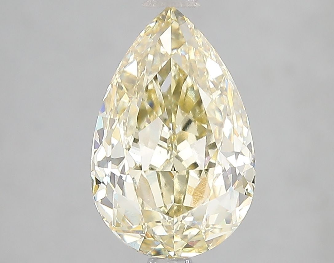Loose Diamond - PEAR 3.11ct Fancy Yellow VVS2: Loose Diamond - PEAR 3.11ct Fancy Yellow VVS2 Source: This is a real non-mined Diamond that has been grown in a lab Shape: PEAR Carats: 3.11 Color: Fancy Yellow Certification: IGI Video: