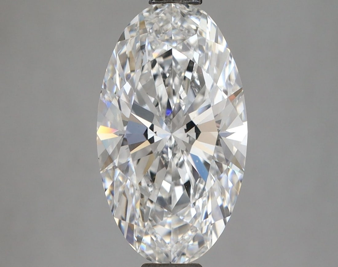 Loose Diamond - OVAL 2.31ct D VVS2: Loose Diamond - OVAL 2.31ct D VVS2 Source: This is a real non-mined Diamond that has been grown in a lab Shape: OVAL Carats: 2.31 Color: D Clarity: VVS2 Certification: IGI Video: