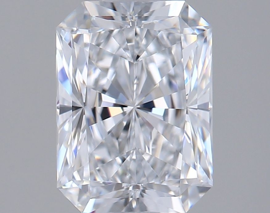 Loose Diamond - RADIANT 1.5ct D VVS2: Loose Diamond - RADIANT 1.5ct D VVS2 Source: This is a real non-mined Diamond that has been grown in a lab Shape: RADIANT Carats: 1.5 Color: D Clarity: VVS2 Certification: IGI Video: