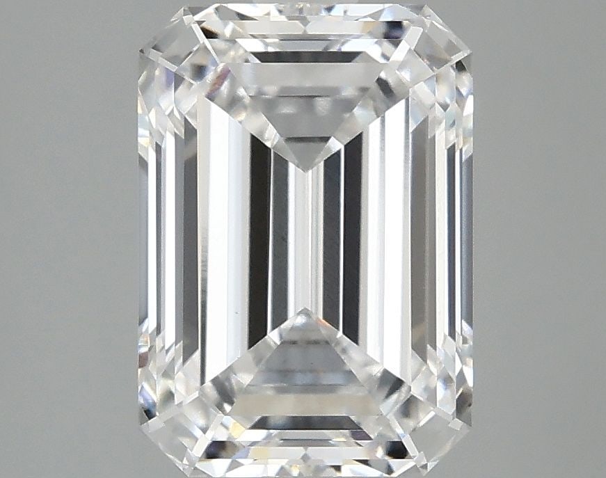 Loose Diamond - EMERALD 3.08ct D VS1: Loose Diamond - EMERALD 3.08ct D VS1 Source: This is a real non-mined Diamond that has been grown in a lab Shape: EMERALD Carats: 3.08 Color: D Clarity: VS1 Certification: IGI Video: