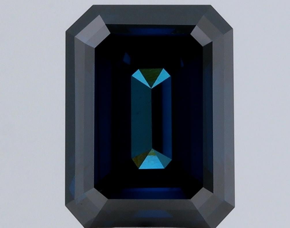 Loose Diamond - EMERALD 3.34ct Blue VS1: Loose Diamond - EMERALD 3.34ct Blue VS1 Source: This is a real non-mined Diamond that has been grown in a lab Shape: EMERALD Carats: 3.34 Color: Blue Certification: NONE Video: