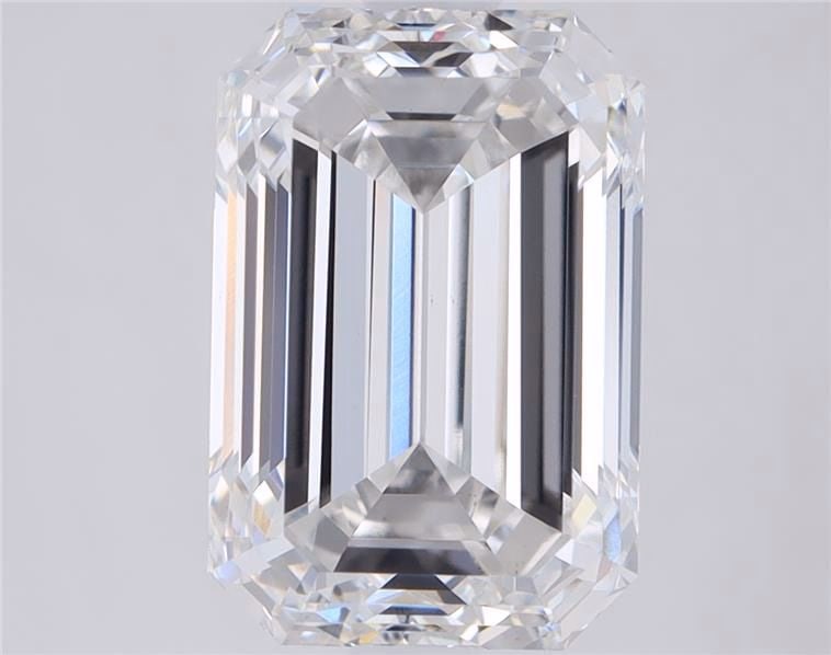 Loose Diamond - EMERALD 3.86ct E VS2: Loose Diamond - EMERALD 3.86ct E VS2 Source: This is a real non-mined Diamond that has been grown in a lab Shape: EMERALD Carats: 3.86 Color: E Clarity: VS2 Certification: IGI Video: