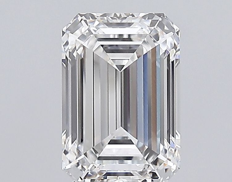 Loose Diamond - EMERALD 3.98ct E VVS2: Loose Diamond - EMERALD 3.98ct E VVS2 Source: This is a real non-mined Diamond that has been grown in a lab Shape: EMERALD Carats: 3.98 Color: E Clarity: VVS2 Certification: GIA Video: