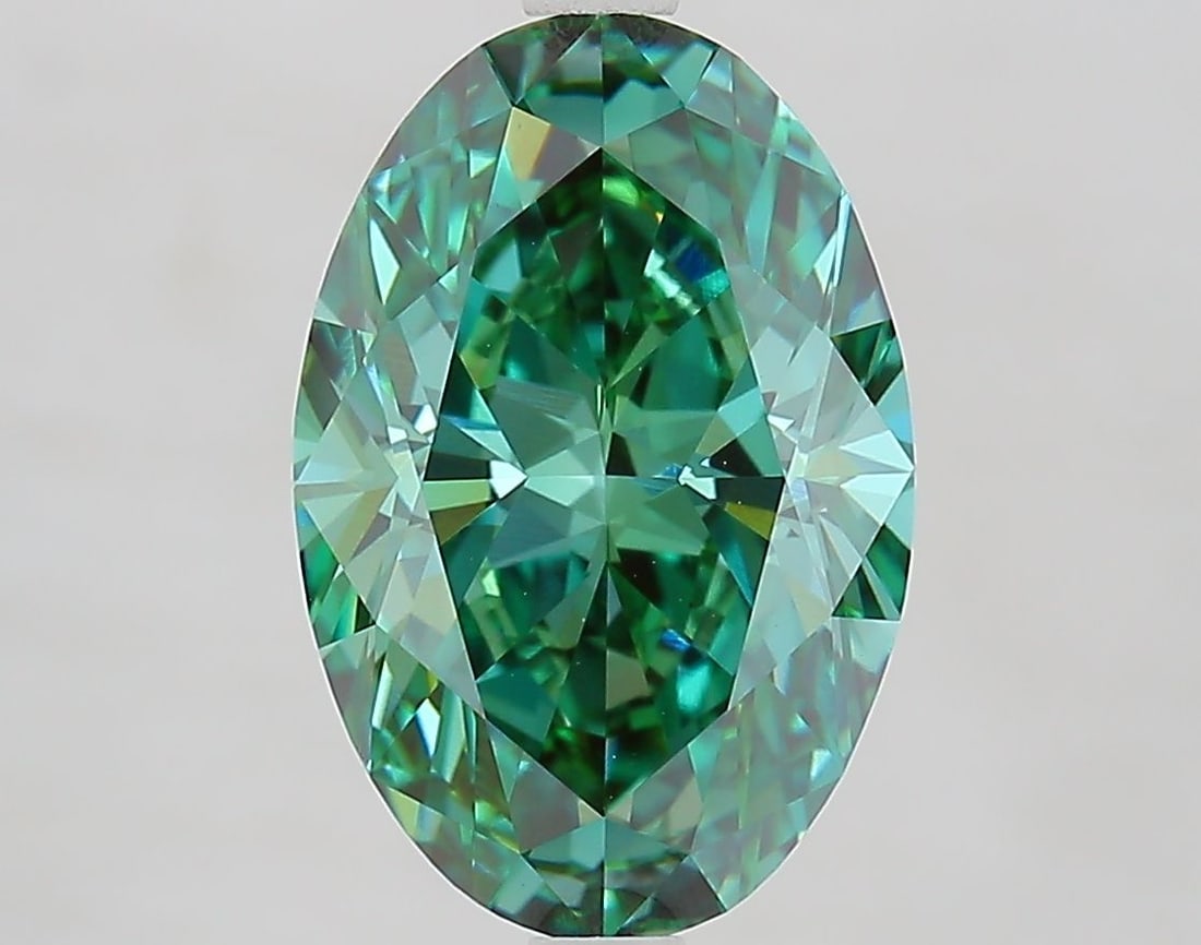 Loose Diamond - OVAL 3.86ct Fancy Vivid Green VS1: Loose Diamond - OVAL 3.86ct Fancy Vivid Green VS1 Source: This is a real non-mined Diamond that has been grown in a lab Shape: OVAL Carats: 3.86 Color: Fancy Vivid Green Certification: IGI Video: