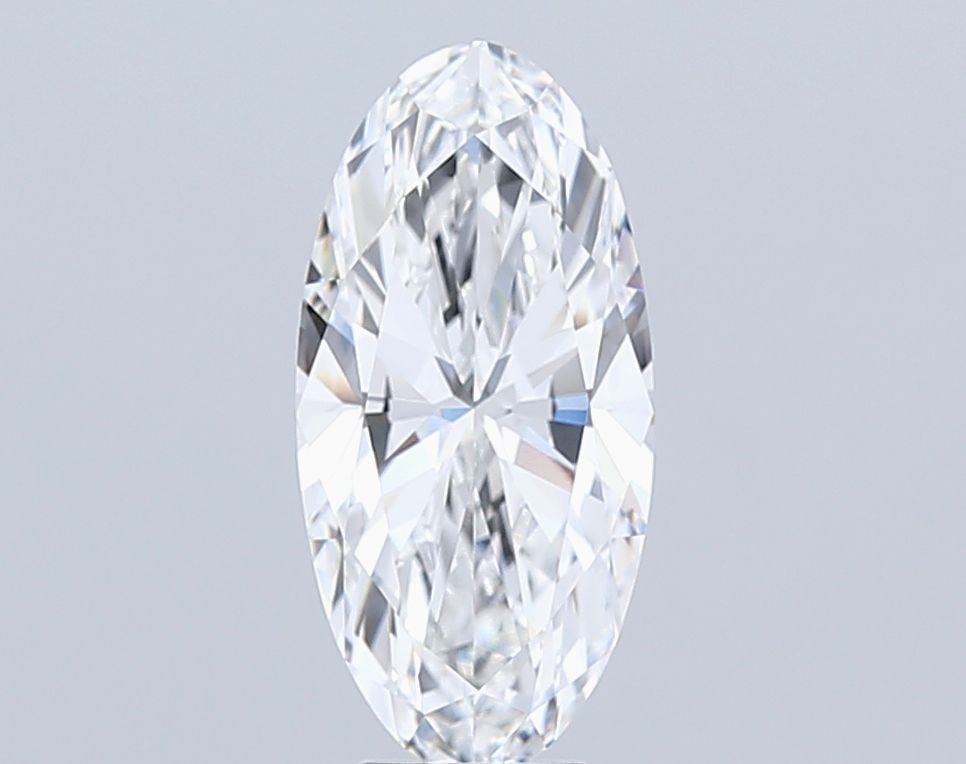 Loose Diamond - OVAL 6.26ct E VVS2: Loose Diamond - OVAL 6.26ct E VVS2 Source: This is a real non-mined Diamond that has been grown in a lab Shape: OVAL Carats: 6.26 Color: E Clarity: VVS2 Certification: IGI Video: