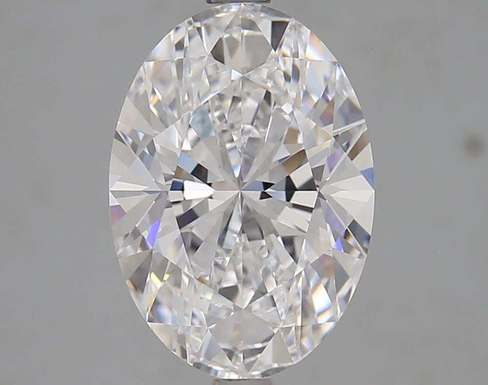Loose Diamond - OVAL 4.01ct D VVS2: Loose Diamond - OVAL 4.01ct D VVS2 Source: This is a real non-mined Diamond that has been grown in a lab Shape: OVAL Carats: 4.01 Color: D Clarity: VVS2 Certification: GIA Video: