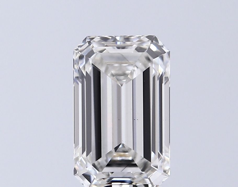 Loose Diamond - EMERALD 1.83ct F VS1: Loose Diamond - EMERALD 1.83ct F VS1 Source: This is a real non-mined Diamond that has been grown in a lab Shape: EMERALD Carats: 1.83 Color: F Clarity: VS1 Certification: IGI Video: