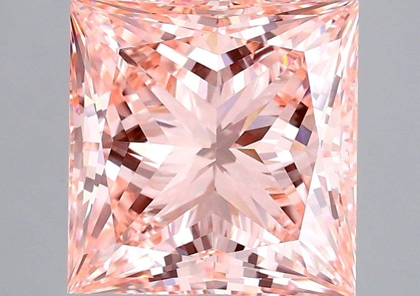 Loose Diamond - PRINCESS 3.5ct Fancy Vivid Pink VVS2: Loose Diamond - PRINCESS 3.5ct Fancy Vivid Pink VVS2 Source: This is a real non-mined Diamond that has been grown in a lab Shape: PRINCESS Carats: 3.5 Color: Fancy Vivid Pink Certification: IGI Video: