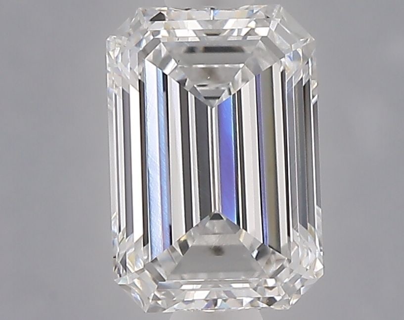 Loose Diamond - EMERALD 1.05ct E VS1: Loose Diamond - EMERALD 1.05ct E VS1 Source: This is a real non-mined Diamond that has been grown in a lab Shape: EMERALD Carats: 1.05 Color: E Clarity: VS1 Certification: NONE Video: