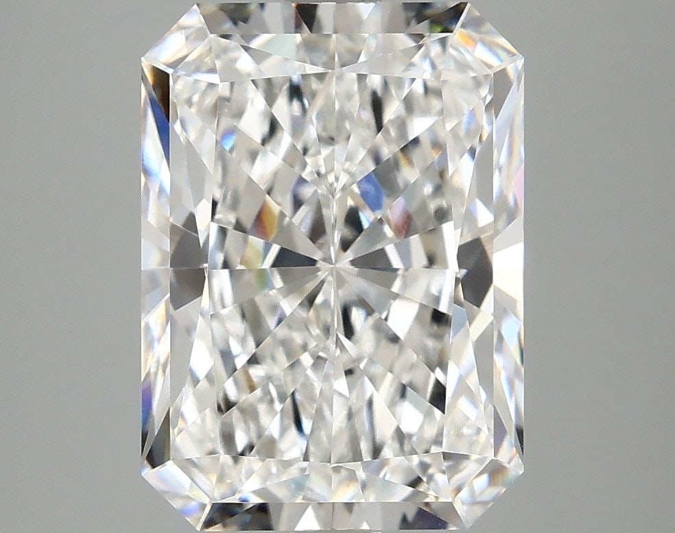 Loose Diamond - RADIANT 4.09ct D VVS2: Loose Diamond - RADIANT 4.09ct D VVS2 Source: This is a real non-mined Diamond that has been grown in a lab Shape: RADIANT Carats: 4.09 Color: D Clarity: VVS2 Certification: IGI Video: Video Link 