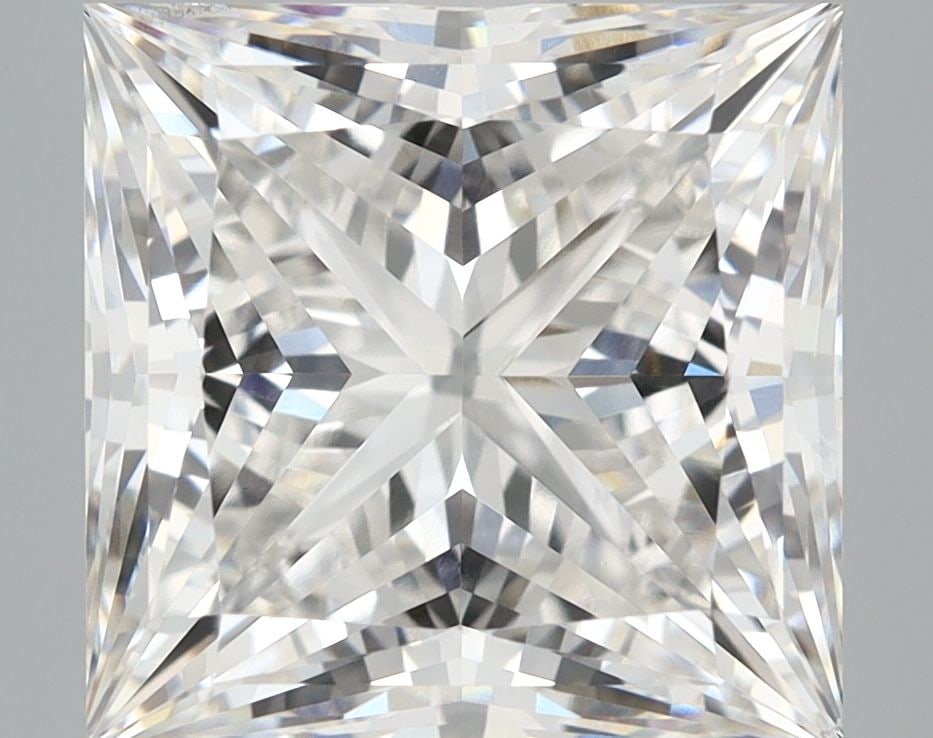 Loose Diamond - PRINCESS 7.03ct G VS1: Loose Diamond - PRINCESS 7.03ct G VS1 Source: This is a real non-mined Diamond that has been grown in a lab Shape: PRINCESS Carats: 7.03 Color: G Clarity: VS1 Certification: IGI Video: