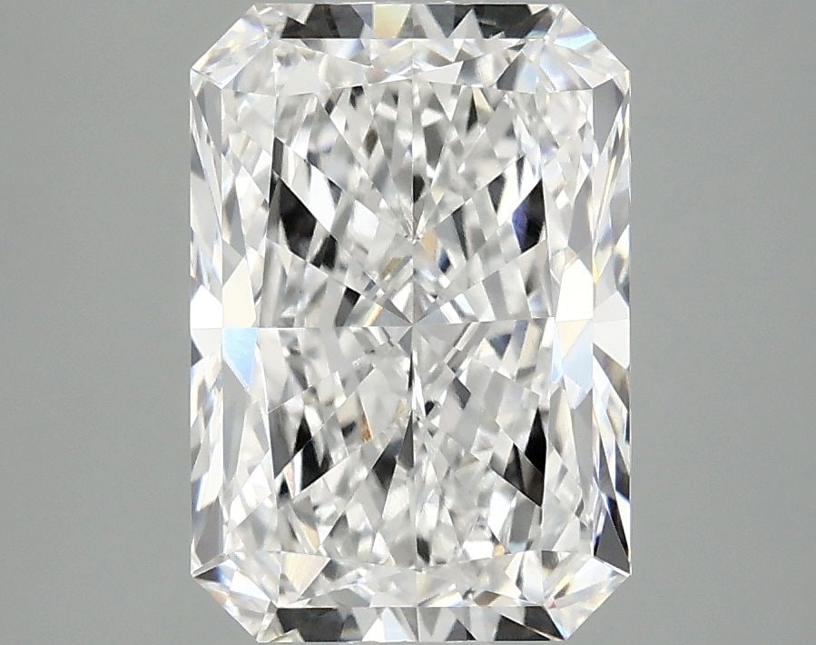 Loose Diamond - RADIANT 3.04ct E VS1: Loose Diamond - RADIANT 3.04ct E VS1 Source: This is a real non-mined Diamond that has been grown in a lab Shape: RADIANT Carats: 3.04 Color: E Clarity: VS1 Certification: IGI Video: Video Link 