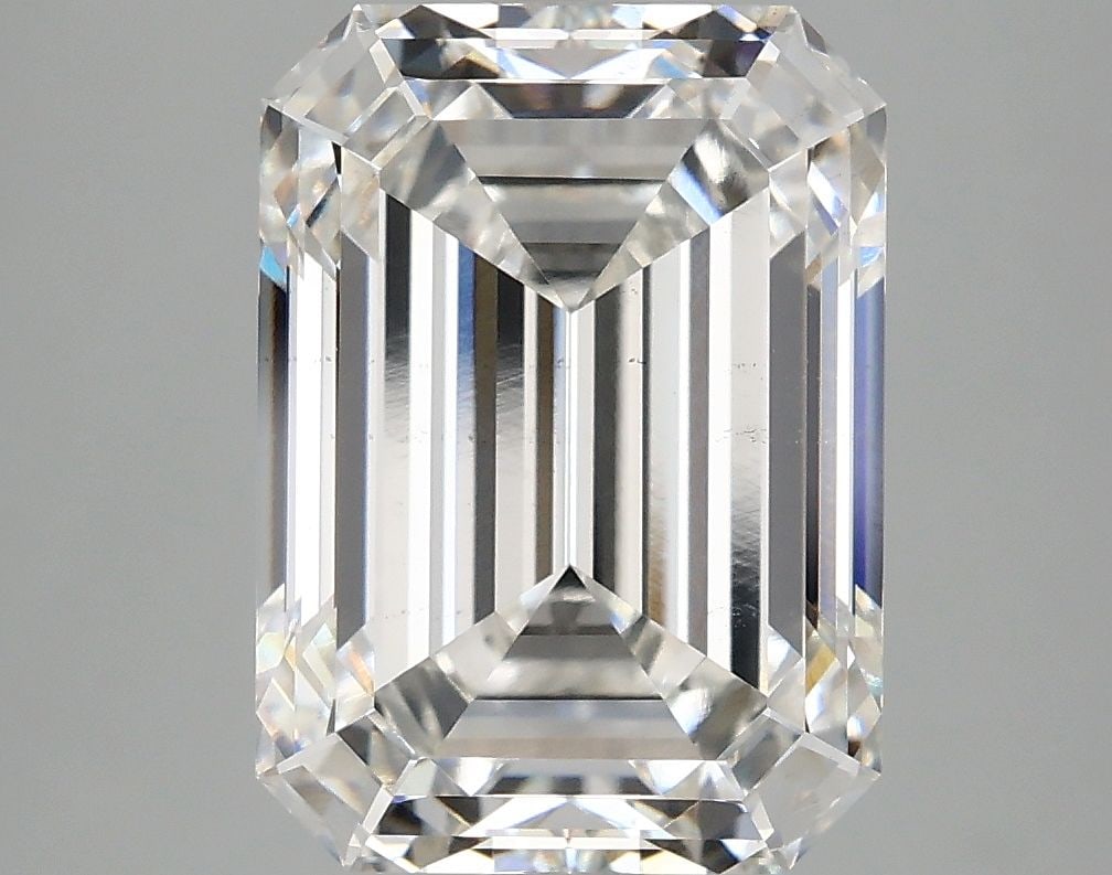 Loose Diamond - EMERALD 5.06ct F VS2: Loose Diamond - EMERALD 5.06ct F VS2 Source: This is a real non-mined Diamond that has been grown in a lab Shape: EMERALD Carats: 5.06 Color: F Clarity: VS2 Certification: IGI Video: