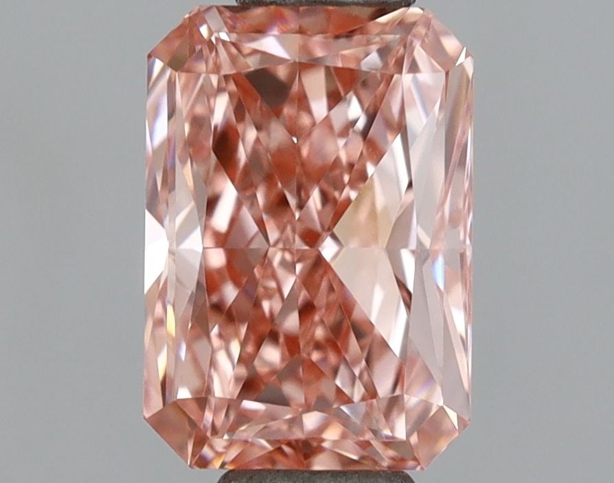 Loose Diamond - RADIANT 1.01ct Fancy Vivid Pink VVS1: Loose Diamond - RADIANT 1.01ct Fancy Vivid Pink VVS1 Source: This is a real non-mined Diamond that has been grown in a lab Shape: RADIANT Carats: 1.01 Color: Fancy Vivid Pink Certification: IGI Video: