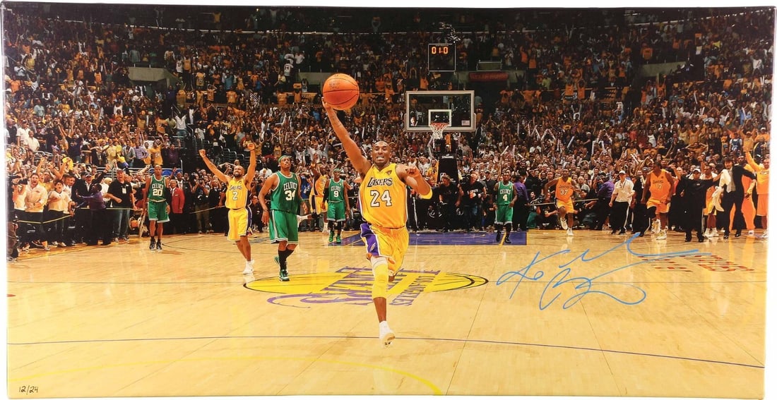 Kobe Bryant Autographed 2010 NBA Finals Game 7 20x38 Canvas Photo PSA DNA: Kobe Bryant Autographed 2010 NBA Finals Game 7 20x38 Canvas Photo PSA DNA This stunning 20"x38" canvas photo captures Kobe Bryant in a historic moment during the 2010 NBA Finals Game 7, a pivotal matc