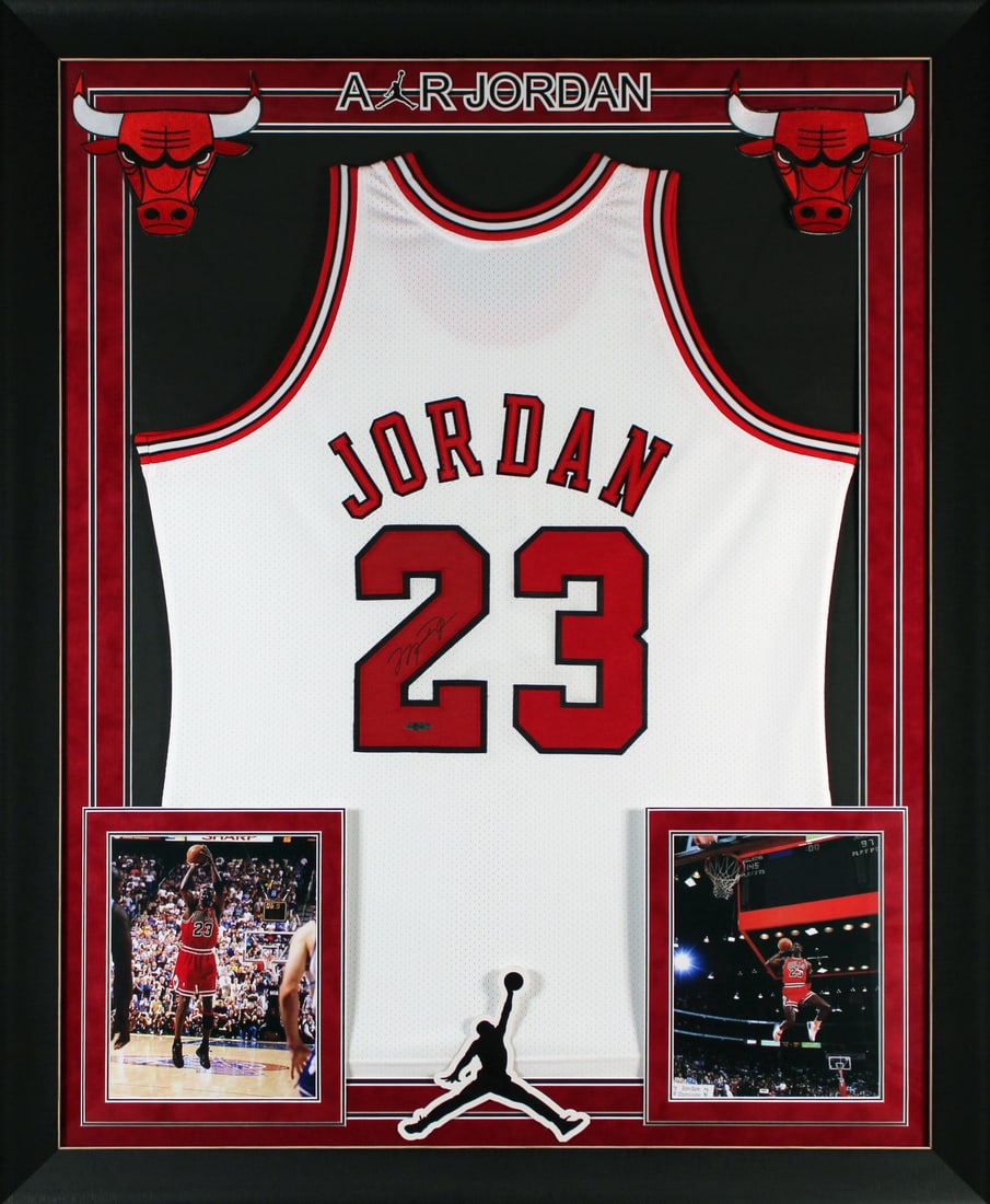 Michael Jordan Signed 1997-98 Framed Jersey Chicago Bulls Beckett Authenticated: Michael Jordan Signed 1997-98 Framed Jersey Chicago Bulls Beckett Authenticated Celebrate basketball history with this authentic 1997-98 White Mitchell & Ness Hardwood Classics jersey, personally sign