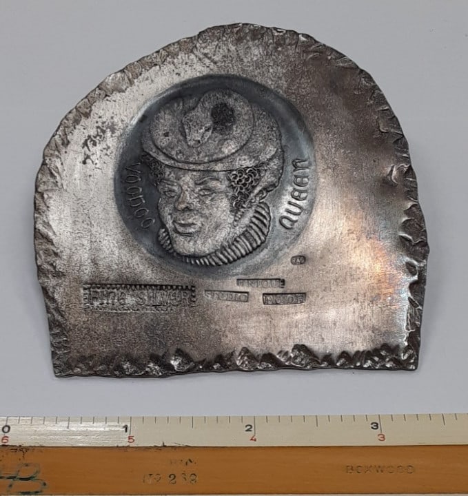 Studio Trial Silver Medal Voodoo Queen by H. Alvin Sharpe Circa 1960s 3 Troy Oz: Studio Trial Silver Medal Voodoo Queen by H. Alvin Sharpe Circa 1960s 3 Troy Oz This vintage 1960s studio trial medal by H. Alvin Sharpe features the design of a Voodoo Queen. Struck in fine silver wi