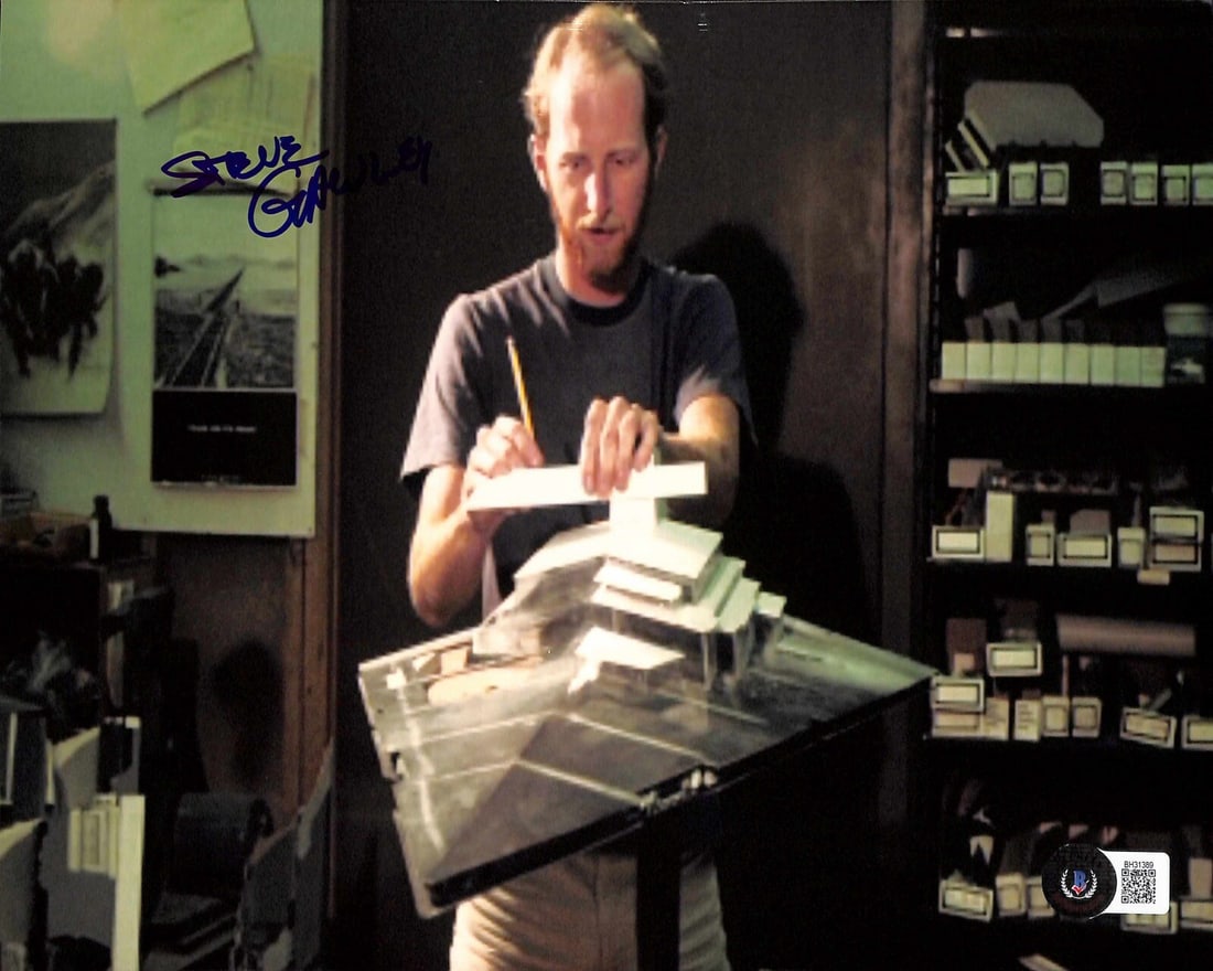 Signed 8x10 Star Wars Trilogy Photo by ILM Model Maker Steve Gawley Beckett Authenticated: Signed 8x10 Star Wars Trilogy Photo by ILM Model Maker Steve Gawley Beckett Authenticated This is an original 8x10 photograph signed by Steve Gawley, the ILM model maker renowned for his work on six S
