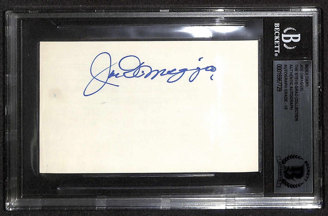 Joe DiMaggio Signed 3x5 Index Card Beckett Authenticated Yankees Legend: Joe DiMaggio Signed 3x5 Index Card Beckett Authenticated Yankees Legend This is an original autographed 3x5 index card signed by Joe DiMaggio, legendary New York Yankees Hall of Famer. The signature i