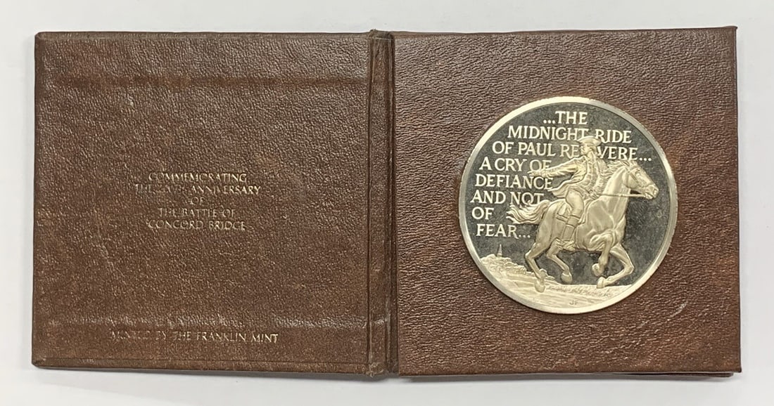 3 oz Silver Paul Revere Call To Battle Commemorative Medal Franklin Mint Proof: 3 oz Silver Paul Revere Call To Battle Commemorative Medal Franklin Mint Proof This is a Paul Revere Call To Battle commemorative proof medal crafted by the Franklin Mint. The medal is made from 0.925