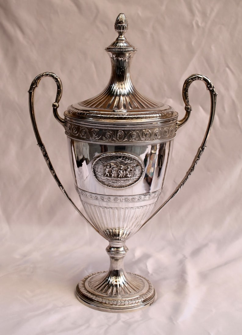 1787 Georgian Sterling Silver Trophy Cup by William Holmes: 1787 Georgian Sterling Silver Trophy Cup by William Holmes Presenting a splendid Georgian sterling silver cup and cover, crafted by William Holmes in London in 1787. This exquisite trophy showcases a
