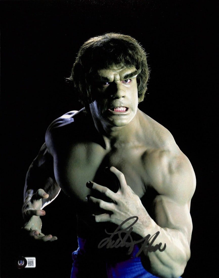 Lou Ferrigno Autographed 11x14 Photo as The Hulk Beckett Authenticated: Lou Ferrigno Autographed 11x14 Photo as The Hulk Beckett Authenticated This is an original 11x14 photograph autographed by Lou Ferrigno, the actor known for his role as the Hulk in The Incredible Hulk