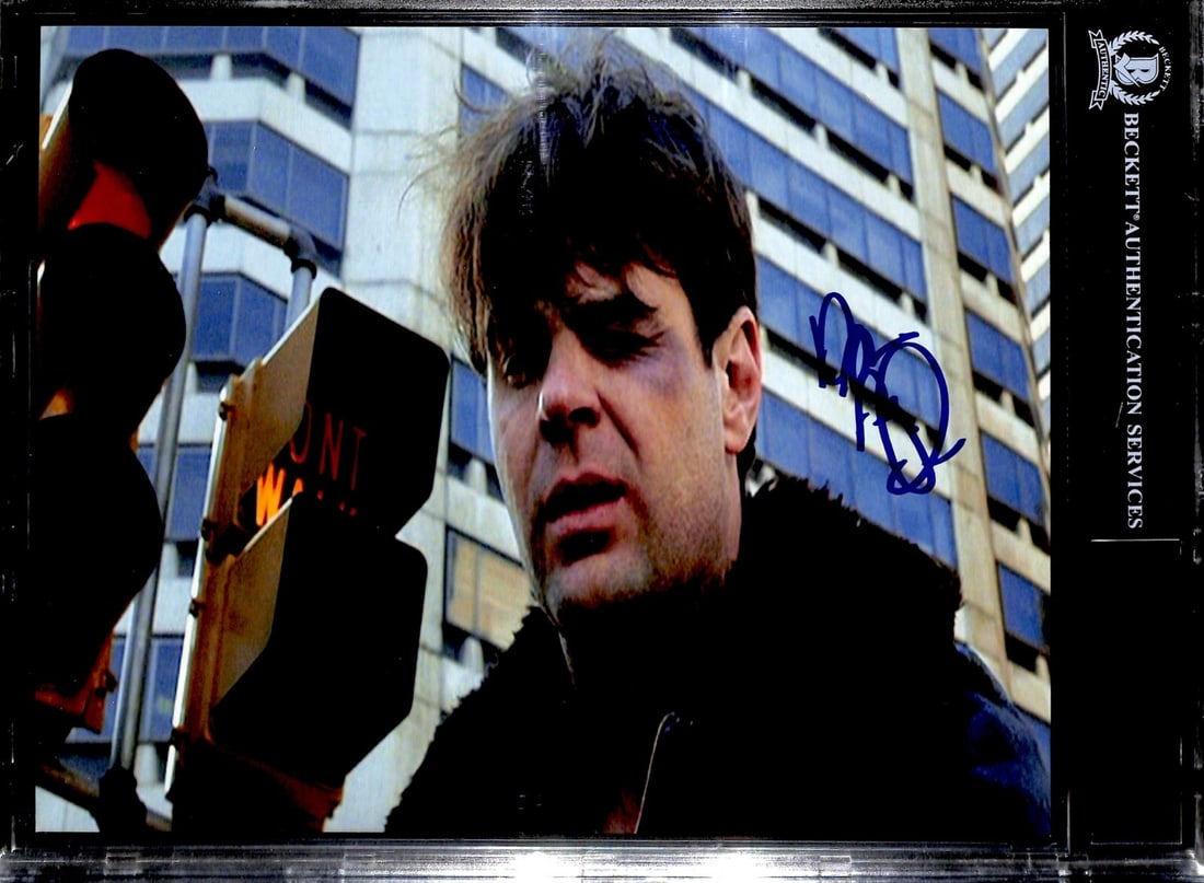 Dan Aykroyd Signed 8x10 Photo from Trading Places Beckett 10: Dan Aykroyd Signed 8x10 Photo from Trading Places Beckett 10 This stunning 8x10 color photograph features the iconic Dan Aykroyd, famously known for his role in the classic movie "Trading Places." The