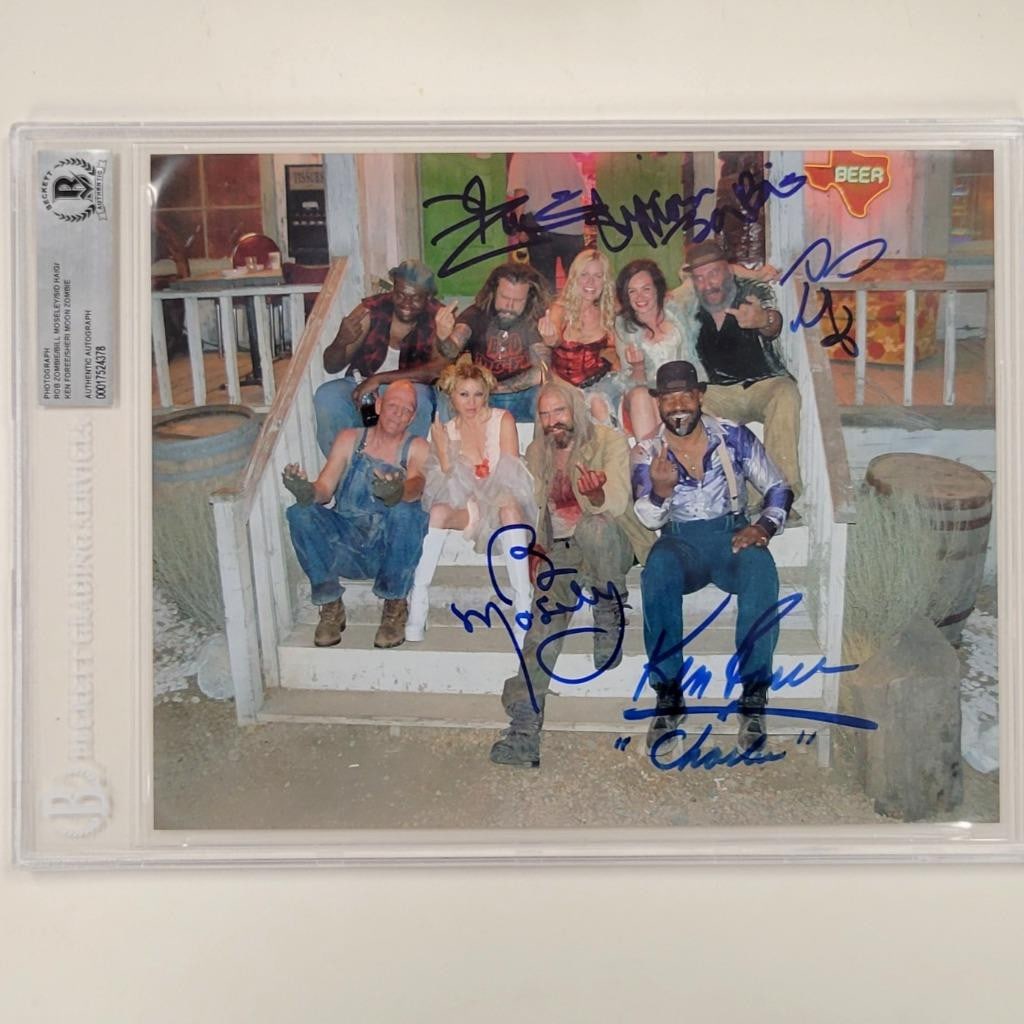 8x10 photograph signed by five Devil's Rejects cast members authenticated by Beckett (1 of 4)