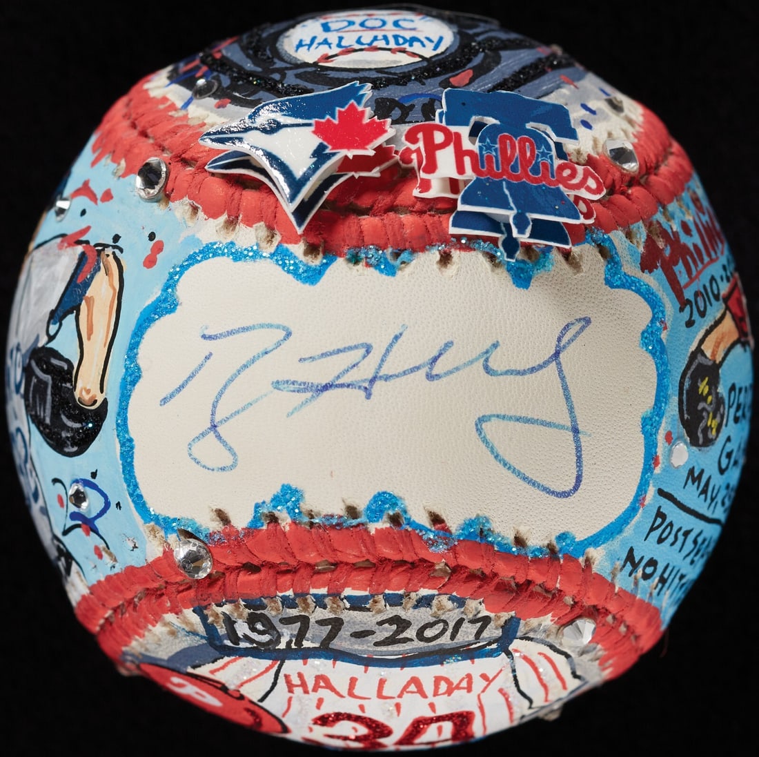 Roy Halladay Signed Fazzino Hand-Painted 3D Art Baseball JSA Fanatics: Roy Halladay Signed Fazzino Hand-Painted 3D Art Baseball JSA Fanatics This unique collectible features a custom hand-painted 3D art baseball, skillfully created by renowned pop artist Charles Fazzino.