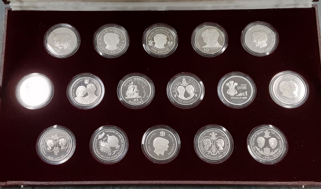 Set of 16 Sterling Silver Proof Coins Royal Wedding 1981 in Presentation Case (1 of 5)