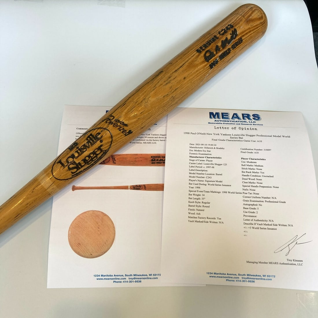 Paul O'Neill 1998 World Series Game Used Bat C243 MEARS A10 COA: Paul O'Neill 1998 World Series Game Used Bat C243 MEARS A10 COA This is a professional model C243 Louisville Slugger baseball bat used by Paul O'Neill during the 1998 World Series with the New York Ya