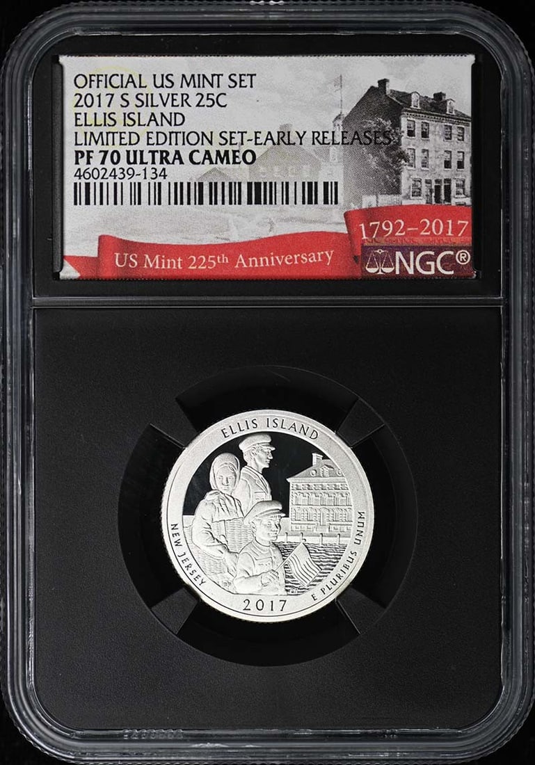 2017 Silver Effigy Mounds Quarter Set NGC PR70DCAM Early Release: 2017 Silver Effigy Mounds Quarter Set NGC PR70DCAM Early Release This is a 2017 S Silver Effigy Mounds 5 Coin Set, each graded PR70DCAM by NGC. The set features five proof 25-cent coins and is certifi