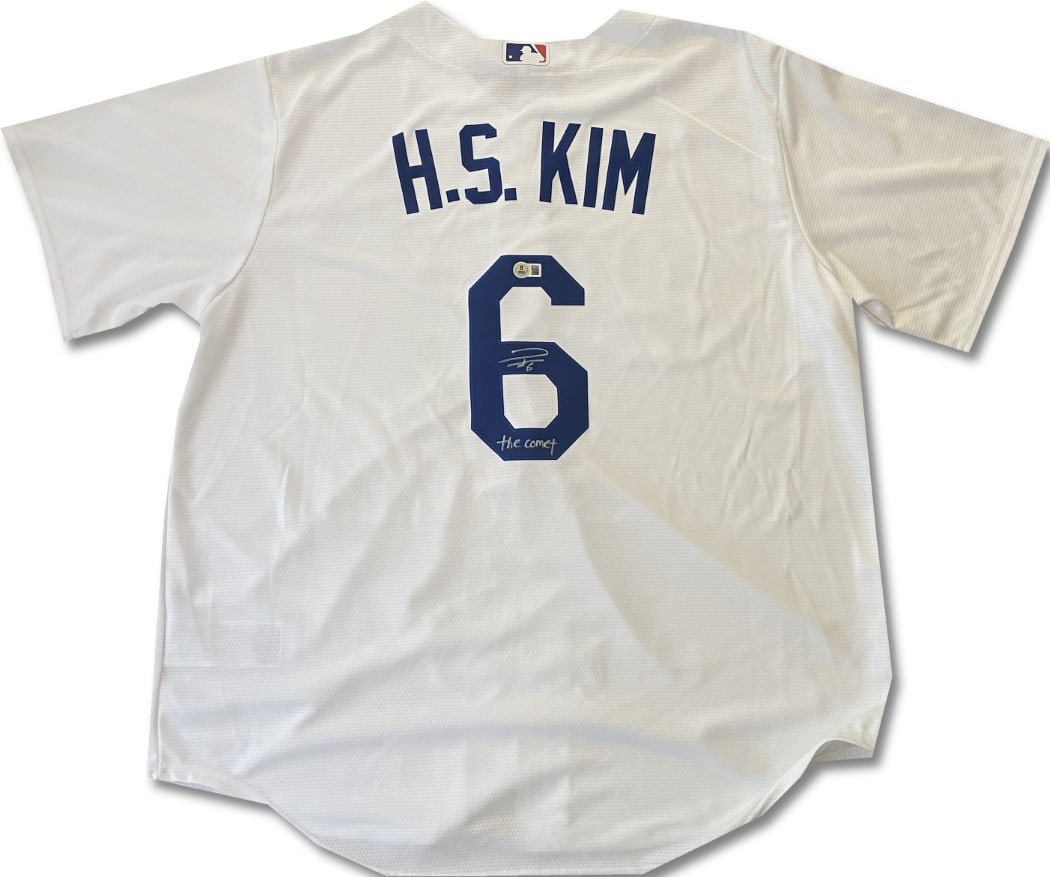 Hye Seong Kim Autographed Jersey The Comet Dodgers Beckett Authenticated: Hye Seong Kim Autographed Jersey The Comet Dodgers Beckett Authenticated This is an original autographed jersey from Hye-Seong Kim, featuring his signature on the back. The jersey represents the Los A