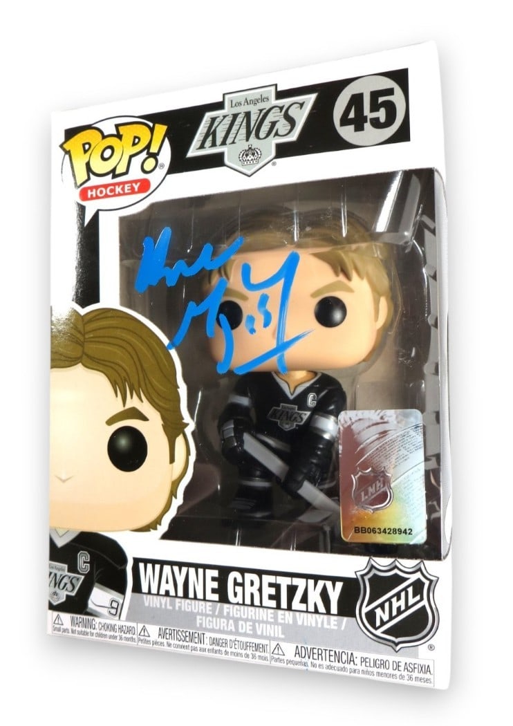 Wayne Gretzky Autographed Funko POP! Figure LA Kings JSA Certified: Wayne Gretzky Autographed Funko POP! Figure LA Kings JSA Certified This collectible features a Funko POP! figure of the legendary Wayne Gretzky, signed and authenticated by James Spence Authentication