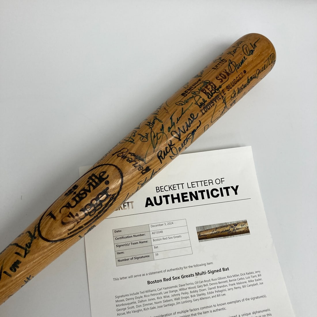 Boston Red Sox Multi Signed Bat with 39 Legends Beckett Authenticated: Boston Red Sox Multi Signed Bat with 39 Legends Beckett Authenticated Celebrate the legacy of Boston Red Sox legends with this stunning multi-signed bat featuring 39 authentic signatures from baseball