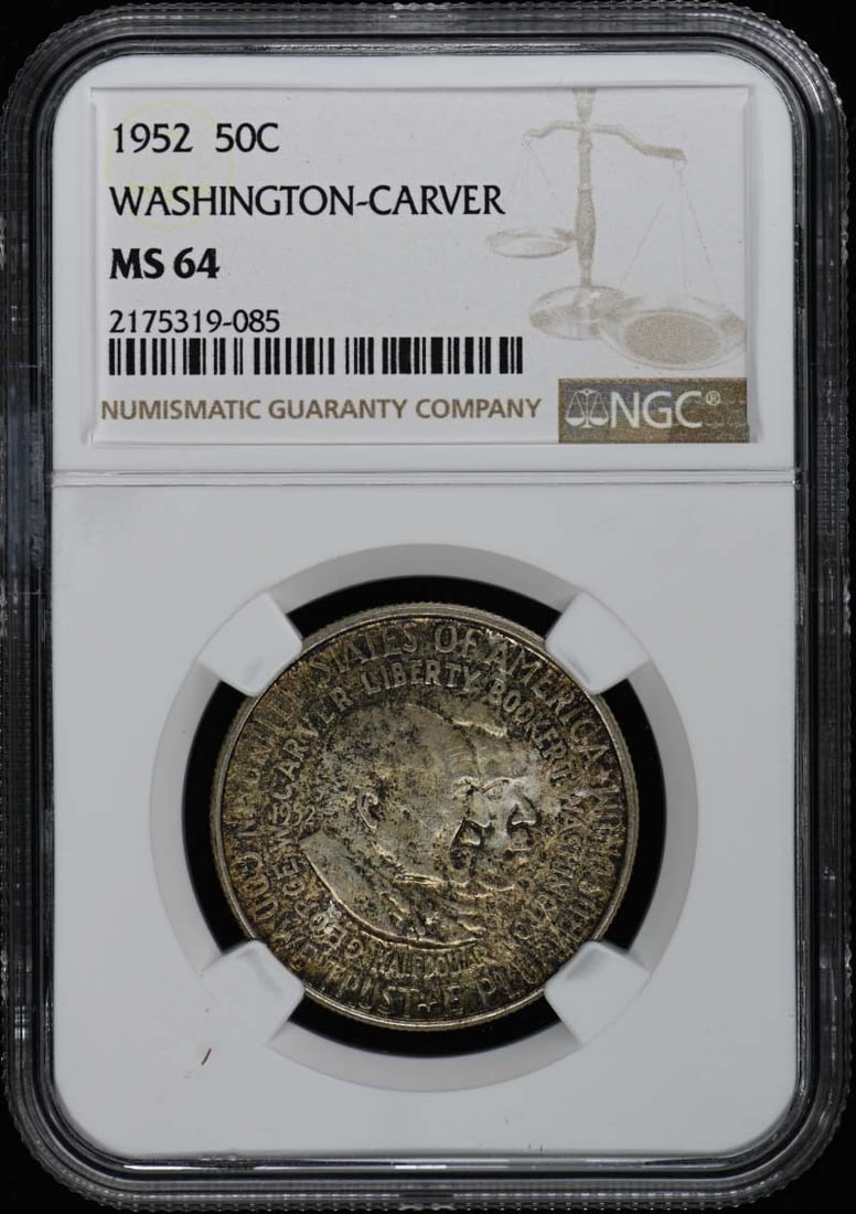 1952 Washington Carver Silver Half Dollar NGC MS64 Philadelphia Mint: 1952 Washington Carver Silver Half Dollar NGC MS64 Philadelphia Mint This 1952 Washington-Carver silver commemorative half dollar is graded MS64 by NGC. The coin was minted in Philadelphia and remains