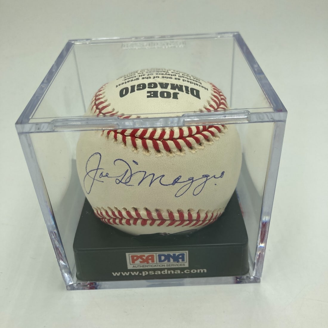 Joe DiMaggio Signed American League Baseball PSA MINT 9: Joe DiMaggio Signed American League Baseball PSA MINT 9 This is a stunning Joe DiMaggio signed American League baseball, which has been PSA graded with a MINT 9 rating, ensuring its exceptional condit
