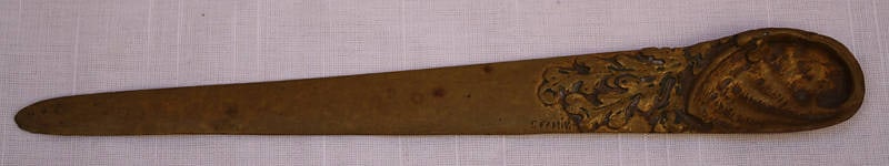 Antique Art Nouveau Bronze Letter Opener by E. Famin France 1900-1920: Antique Art Nouveau Bronze Letter Opener by E. Famin France 1900-1920 This exquisite Art Nouveau French bronze letter opener, signed by the renowned artist E. Famin, showcases the intricate craftsmans