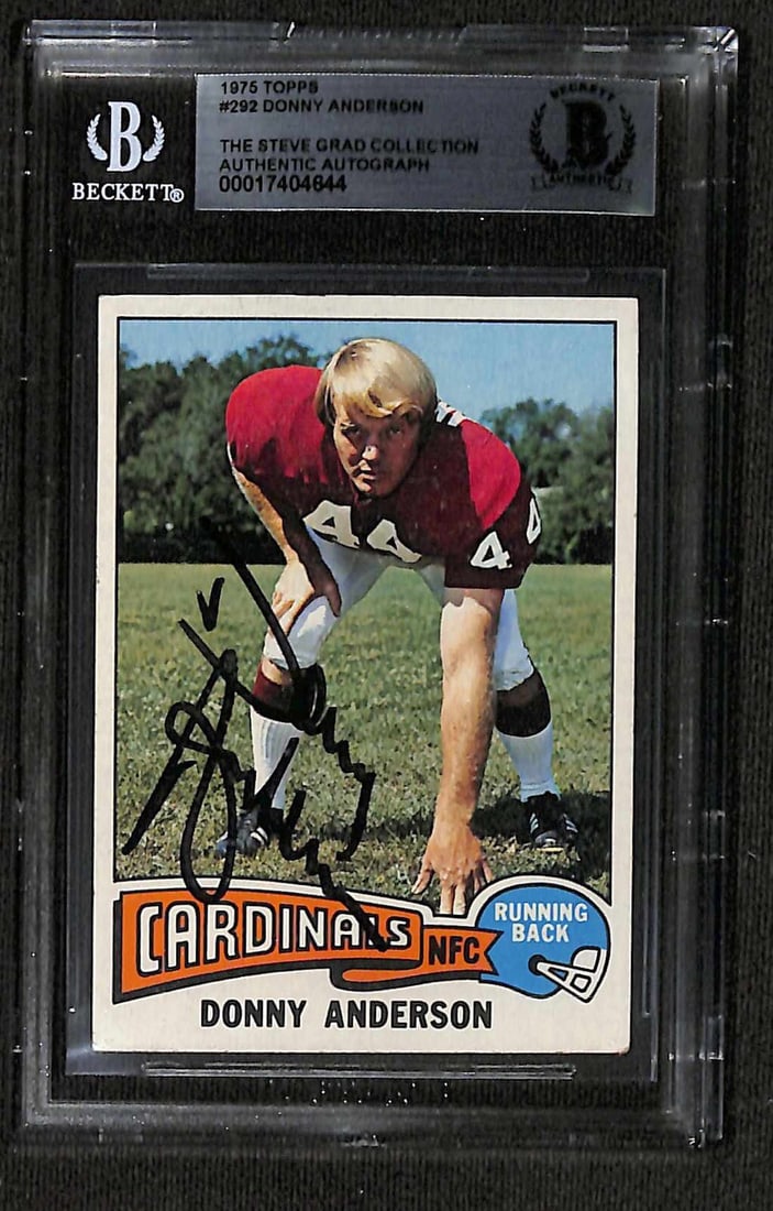 Autographed 1975 Topps Football Card Donny Anderson Beckett Authenticated: Autographed 1975 Topps Football Card Donny Anderson Beckett Authenticated This is an original 1975 Topps #292 football trading card featuring Donny Anderson of the Chicago Cardinals. The card has been