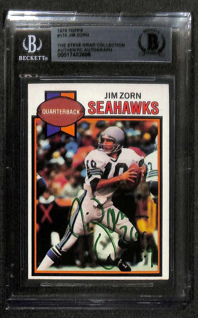 1979 Topps Football Card #174 Jim Zorn Autograph Beckett Authenticated: 1979 Topps Football Card #174 Jim Zorn Autograph Beckett Authenticated This is an original 1979 Topps #174 sports trading card featuring Seattle Seahawks quarterback Jim Zorn. The card has been person